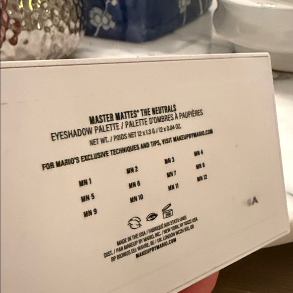 Makeup by Mario 
MASTER MATTES® EYESHADOW PALETTE: THE NEUTRALS - Picture 5 of 5